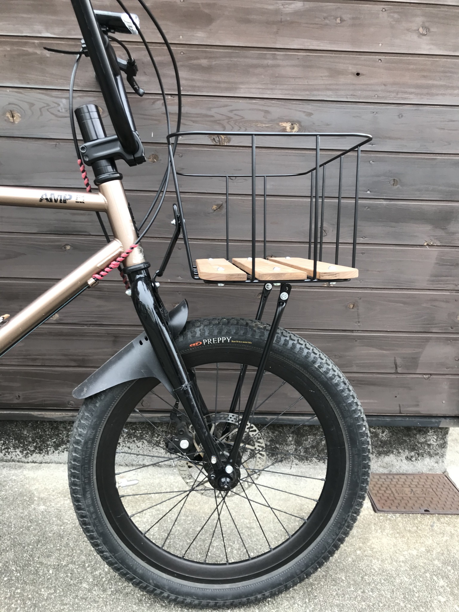 オシャレなカゴを自転車に ミニベロ 700c Cyclemark サイクルマーク